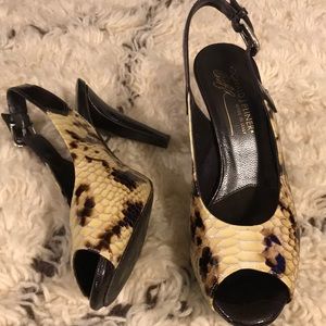 Donald J Pliner heels. Made in Italy.